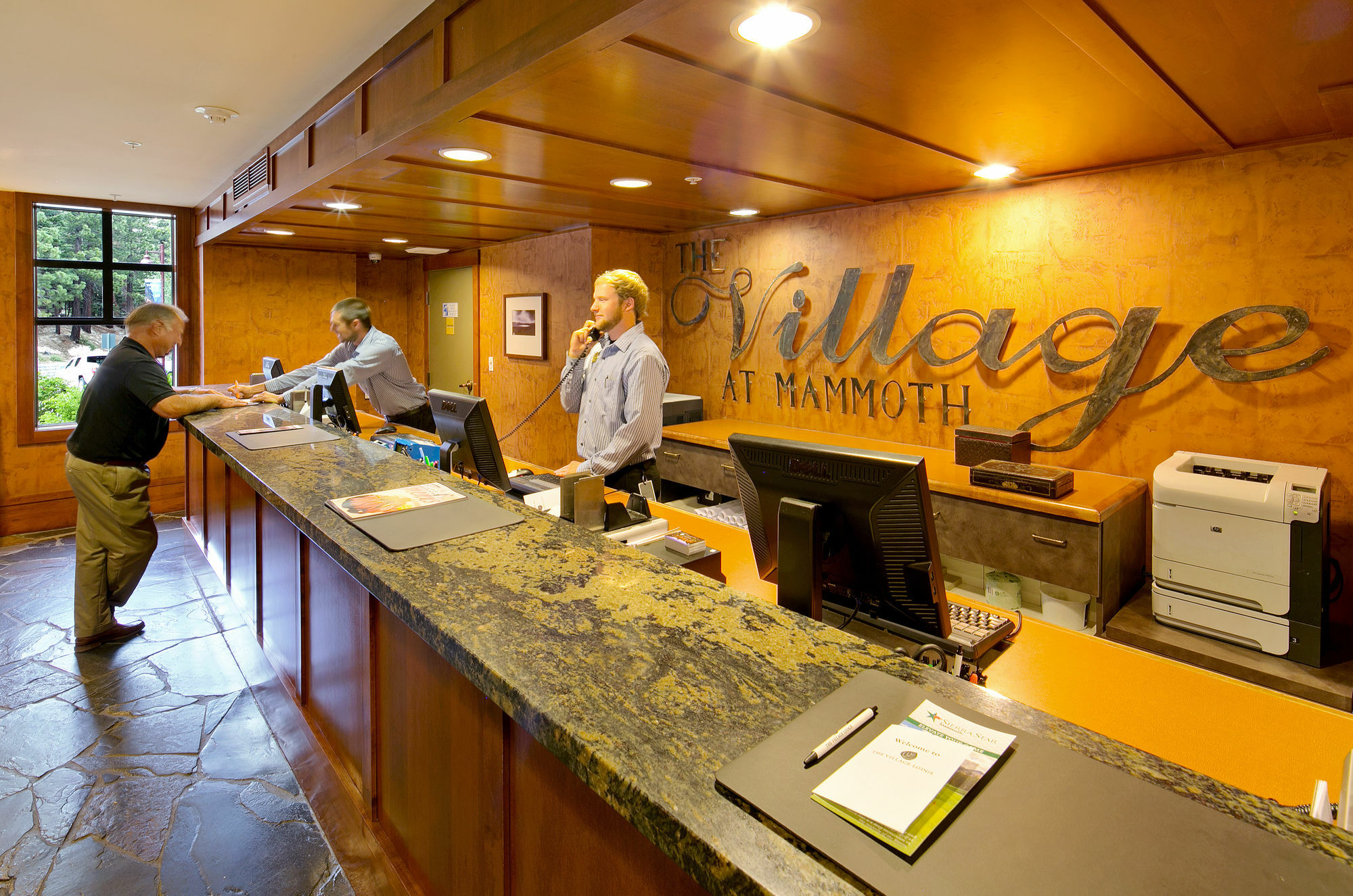 The Village Lodge Mammoth Lakes Exterior foto